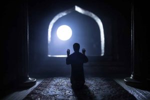 برکات اهدای ثواب نماز شب به حضرت ولی عصر (عج)
