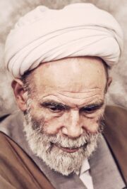 دروس اخلاق ویدئویی آیت الله مجتبی تهرانی – 8 ویدئو کوتاه