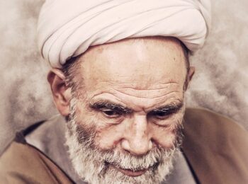 دروس اخلاق ویدئویی آیت الله مجتبی تهرانی – 8 ویدئو کوتاه