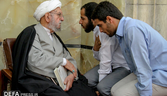 رهنمودهایی از آیت الله امینی به طلاب جوان